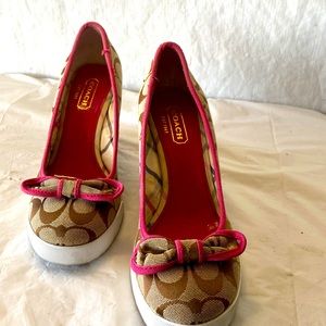 Coach Sweetie Wedge Heel Women's Size 7 Brown W/ Pink Trim